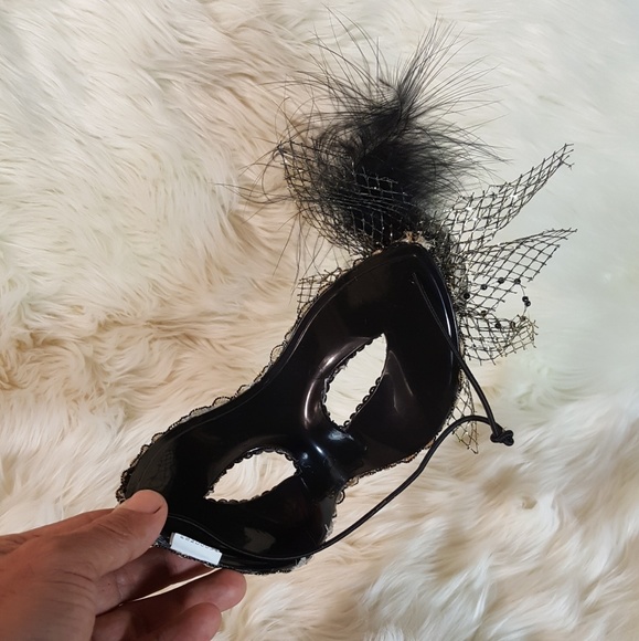 Masquerade Mask 🔥 Bundle - Picture 7 of 8